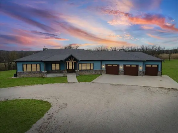 47210 K HWY, Norborne, MO 64668
