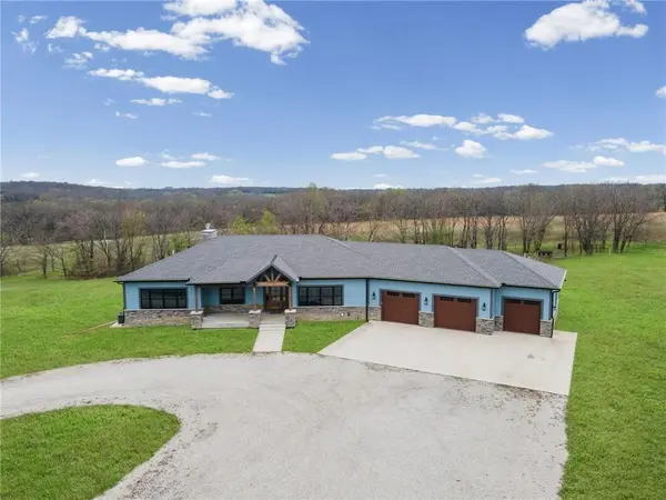 47210 K HWY, Norborne, MO 64668