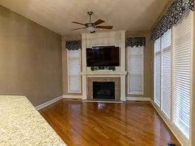 2315 Smokey Hill DR, Lee's Summit, MO 64086
