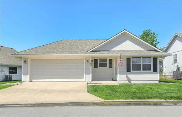 502 S Poseidon WAY, Raymore, MO 64083