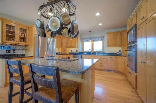 7325 SW 93rd ST, Wakarusa, KS 66546