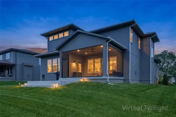 15269 W 171st TER, Olathe, KS 66062