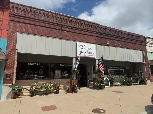 120 E Main ST, Independence, KS 67301