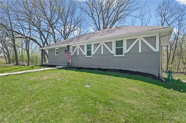 5977 SE 208th ST, Holt, MO 64048