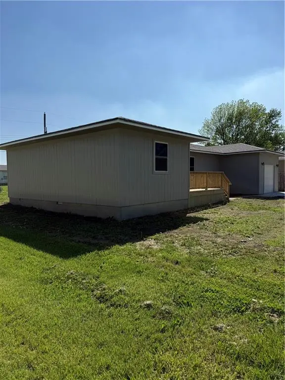 1515 Alleghany ST, Burlington, KS 66839