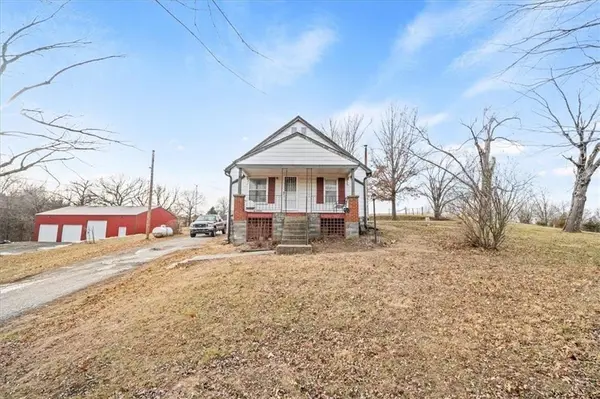 100 N 94th ST, Edwardsville, KS 66111