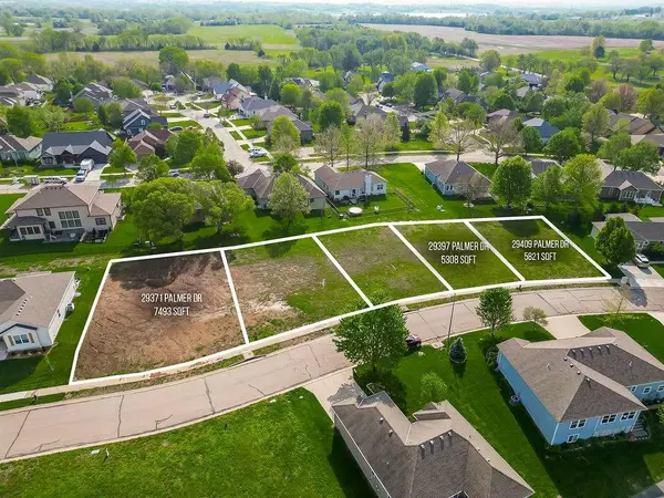29409 Palmer DR, Paola, KS 66071