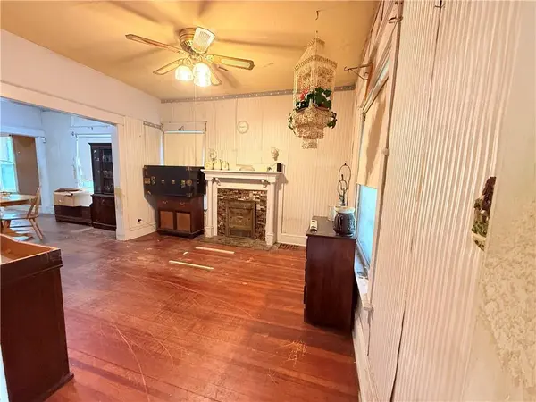2013 Kansas AVE, Kansas City, MO 64127
