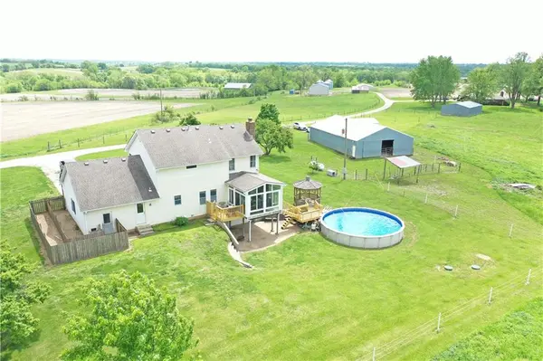 634 NW OO HWY, Odessa, MO 64076
