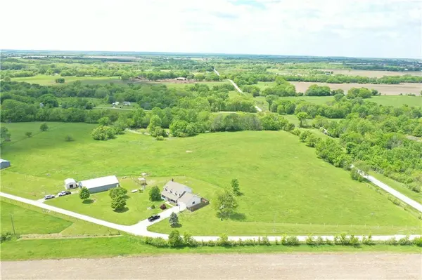 634 NW OO HWY, Odessa, MO 64076