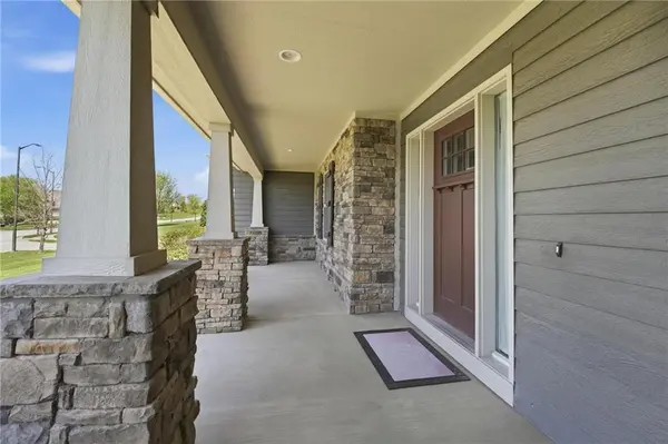 10509 N Hedges AVE, Kansas City, MO 64157