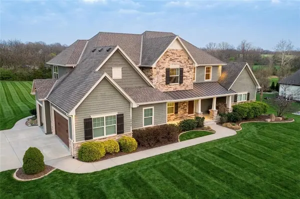 10509 N Hedges AVE, Kansas City, MO 64157