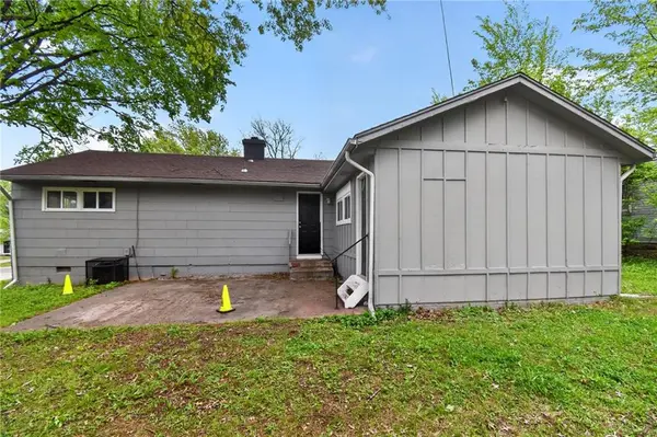 11400 Sycamore TER, Kansas City, MO 64134