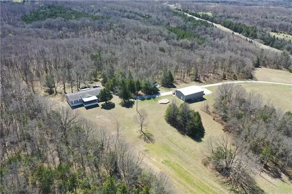 25240 Hwy T HWY, Milan, MO 63556