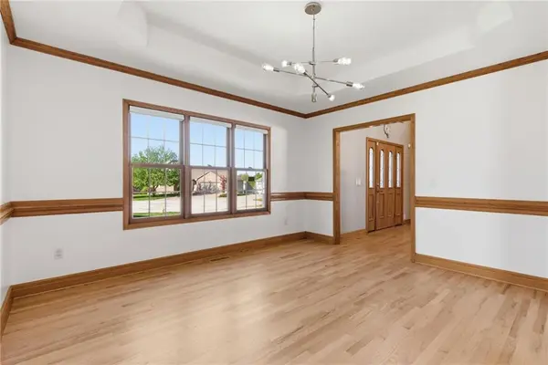 4213 NE Kennesaw RDG, Lee's Summit, MO 64064