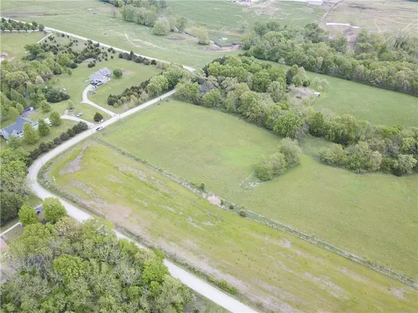 Lot 1 201st ST, Leavenworth, KS 66048