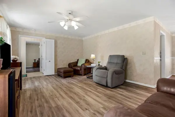 12116 E 46th ST, Kansas City, MO 64133