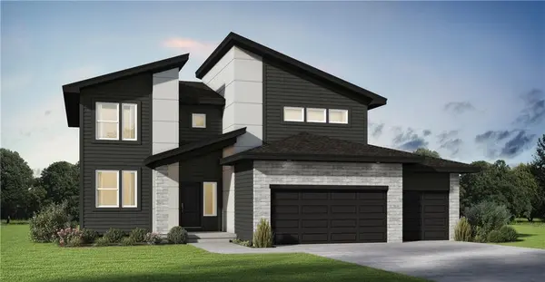 18323 W 166th TER, Olathe, KS 66062