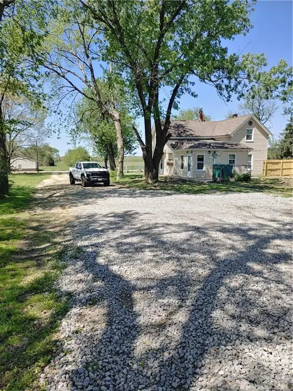 1403 FRAZIER ST, Valley Falls, KS 66088
