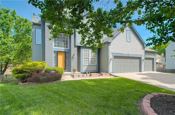 1014 NE 92nd CT, Kansas City, MO 64155