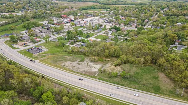 S 169 HWY, Smithville, MO 64089