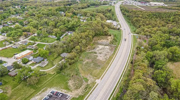 S 169 HWY, Smithville, MO 64089