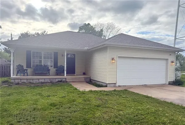 7128 SE 66th TER, Riverton, KS 66770