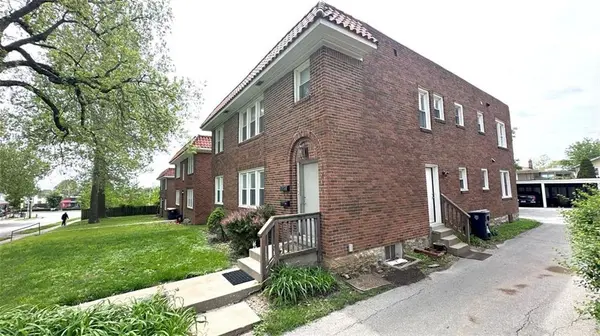 4232 Holly ST, Kansas City, MO 64111