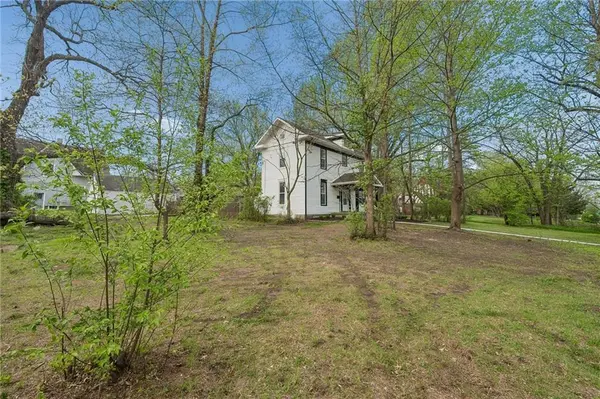 11605 E Winner RD, Independence, MO 64052