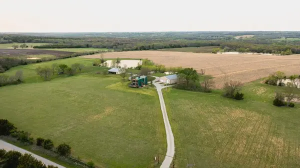 6524 SE 101st ST, Berryton, KS 66409