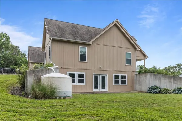 811 SW 1171st RD, Holden, MO 64040