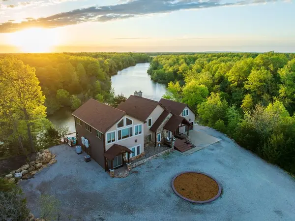 3701 S 1500 RD, Rich Hill, MO 64779