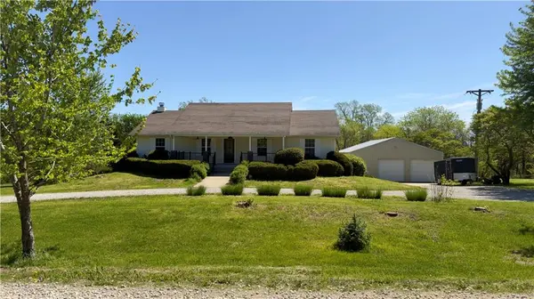 605 NW 11 RD RD, Warrensburg, MO 64093
