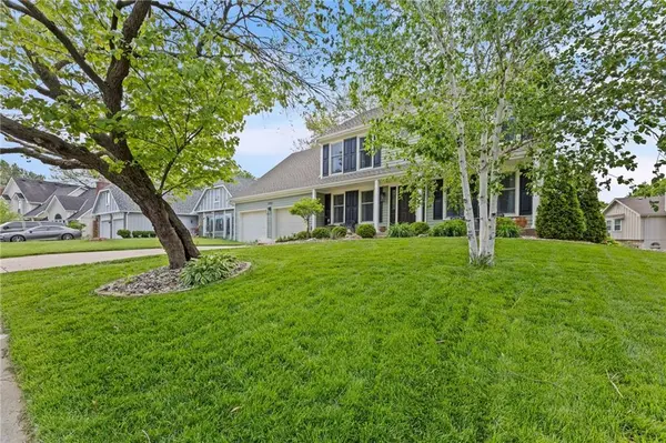 7912 N Olive ST, Kansas City, MO 64118