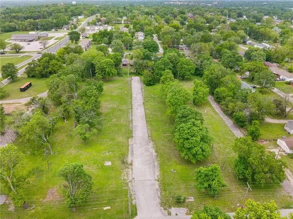 1920 S Huntington/Horton ST #S, Fort Scott, KS 66701