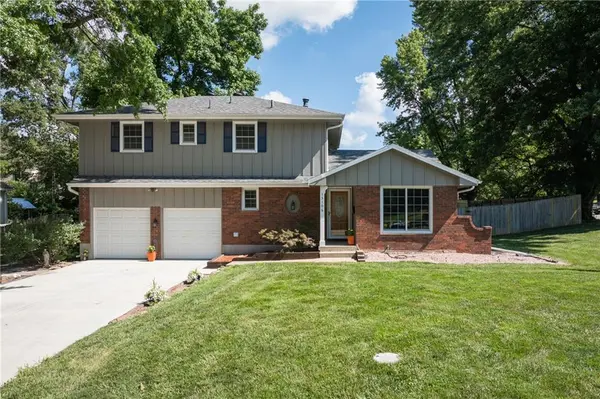 13106 E 53rd TER, Kansas City, MO 64133
