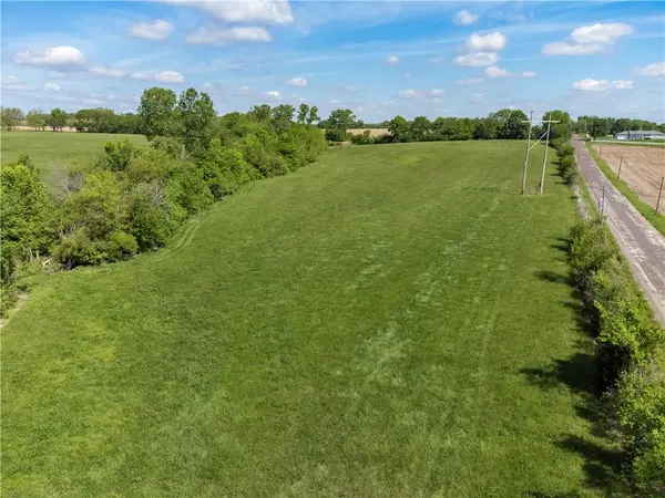 30500 E US-24 HWY, Buckner, MO 64016