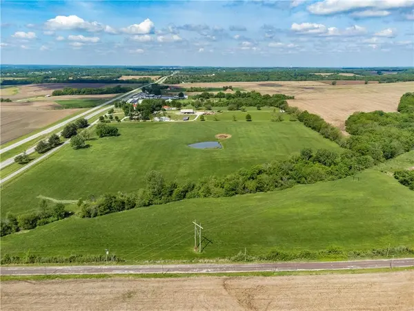 30500 E US-24 HWY, Buckner, MO 64016