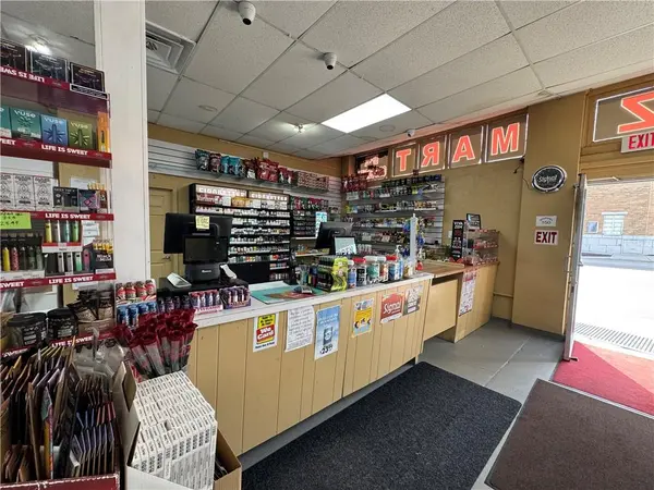432 Main ST, Osawatomie, KS 66064