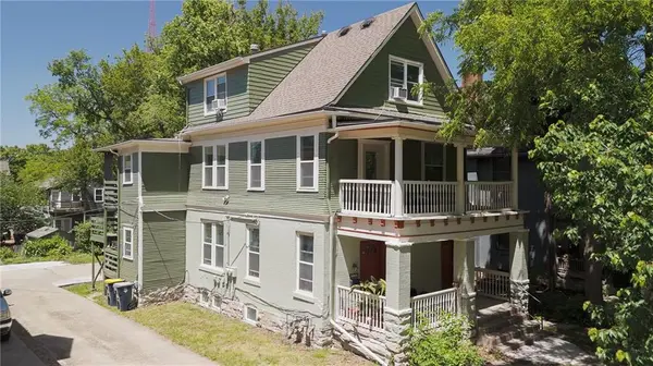 3226 Campbell ST, Kansas City, MO 64109
