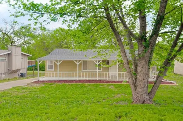 4833 FARLEY AVE, Kansas City, MO 64129