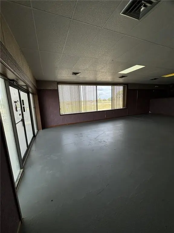 12075 HWY 59 HWY, Oswego, KS 67356