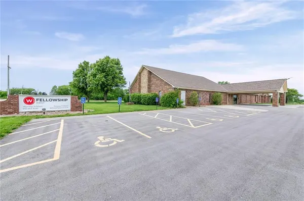 12320 Parallel Pkwy, Kansas City, KS 66109