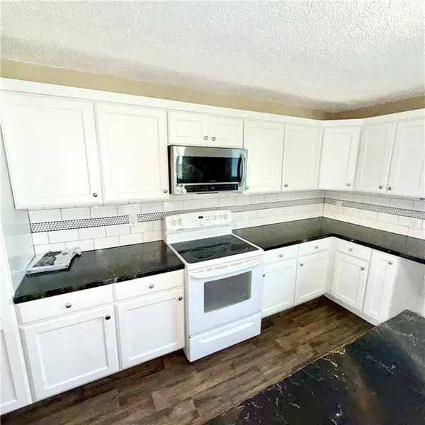 401 W Chestnut ST, Archie, MO 64725