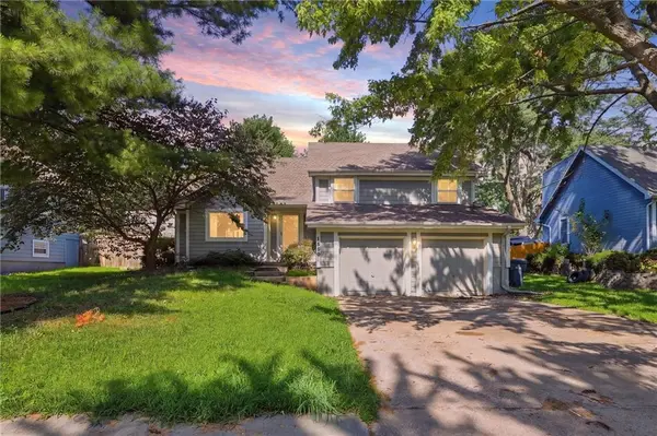 1819 S STAGECOACH DR, Olathe, KS 66062
