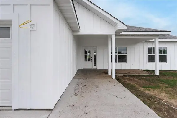 617 Catalpa ST, Independence, KS 67301