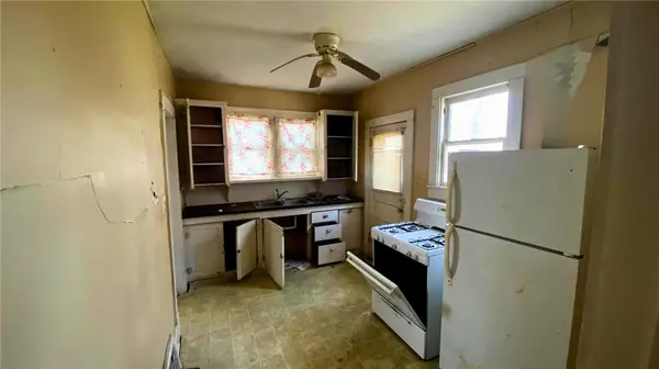 309 E Culton ST, Warrensburg, MO 64093