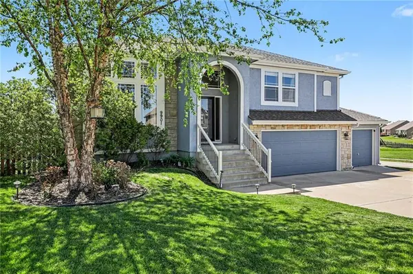 9901 N Farley AVE, Kansas City, MO 64157