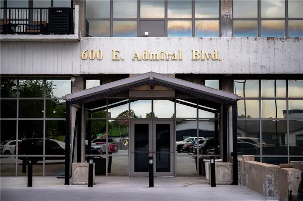 600 E Admiral BLVD #604, Kansas City, MO 64106