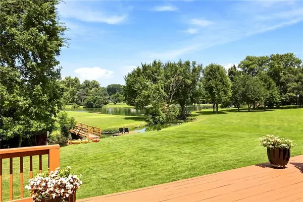 3636 W 89th ST, Leawood, KS 66206